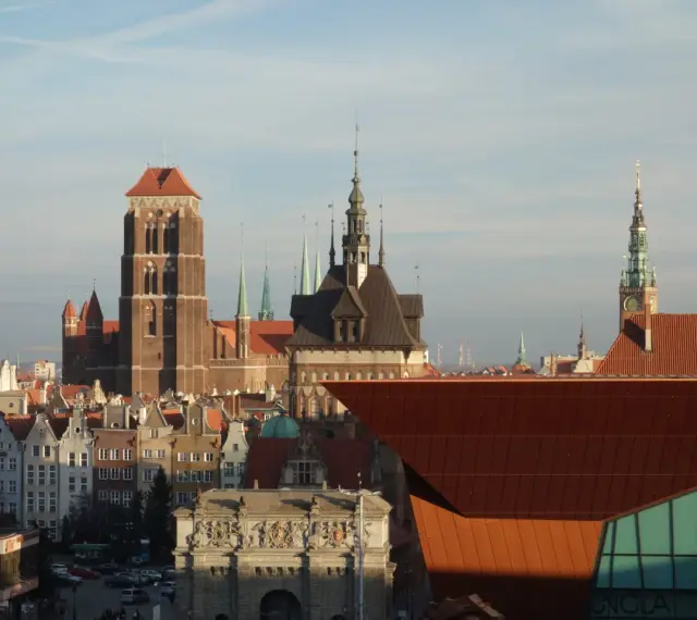 Gdańsk: Bazylika Mariacka, Ratusz Głównego Miasta i inne zabytki to idealne miejsca, co zwiedzić w Gdańsku.